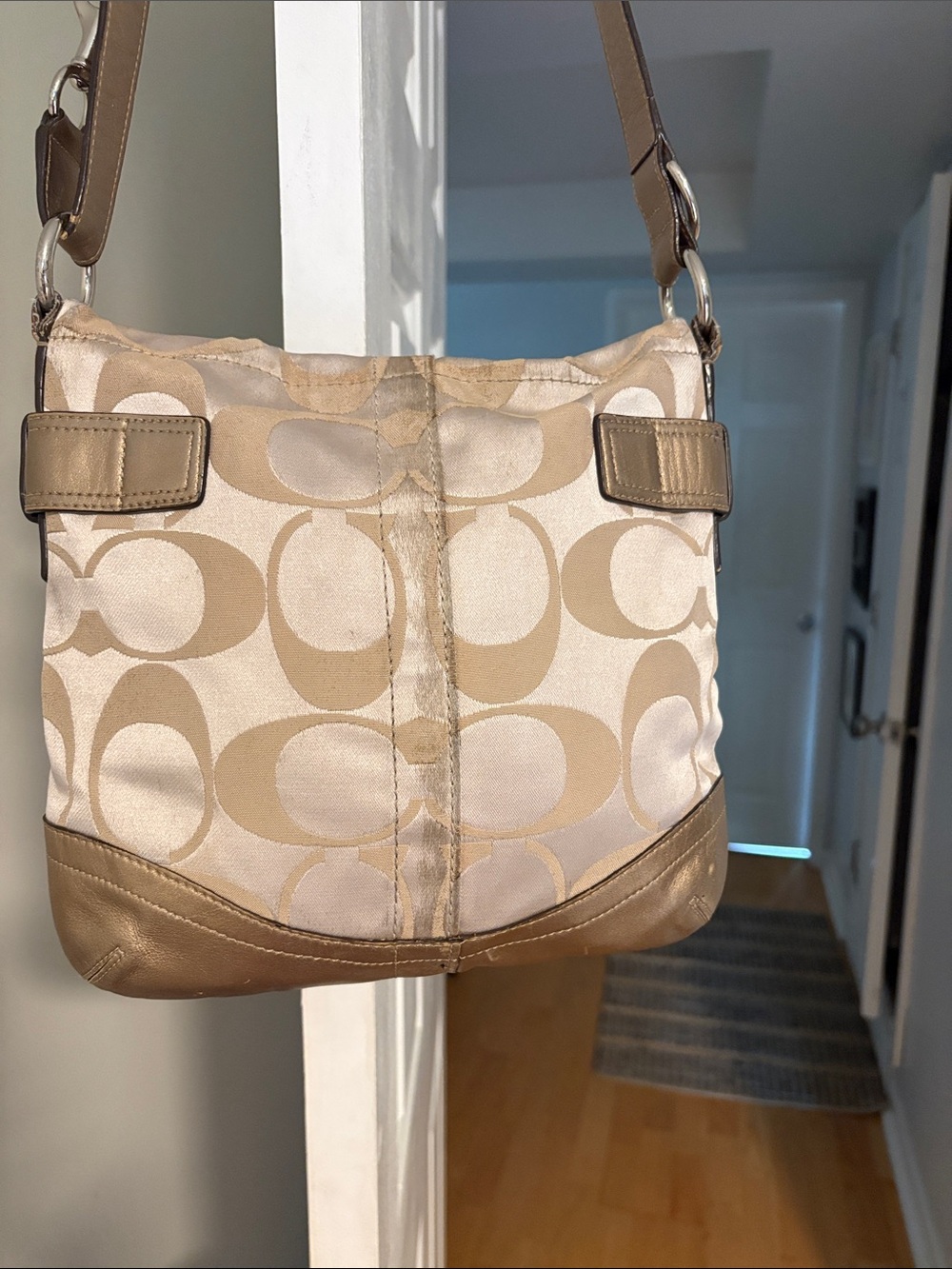 Coach Beige Signature Shoulder Bag with Buckle Accents and hang tag. - Picture 5 of 8